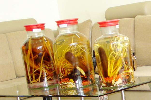 cách ngâm rượu nhung hươu từ nhung hươu tươi tại nhung hươu shop